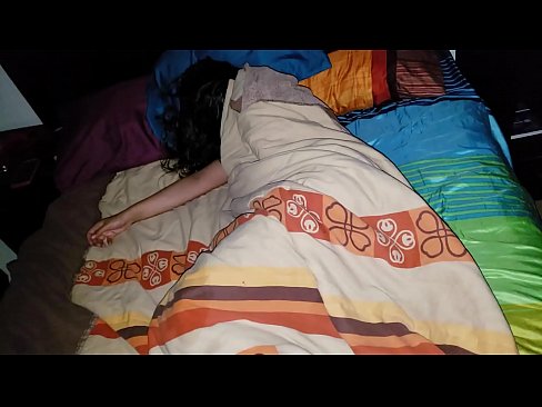 ❤️ Stesønn skjelter ut sin unge stemor mens hun sover. Sexvideo ved no.redporn-tv.ru